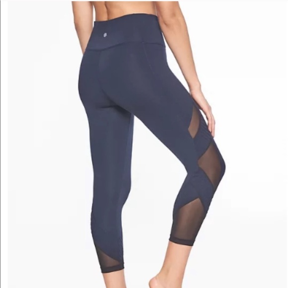 Athleta Pants - 🎉HP🎉 Athleta High Rise Pintucks Chaturanga